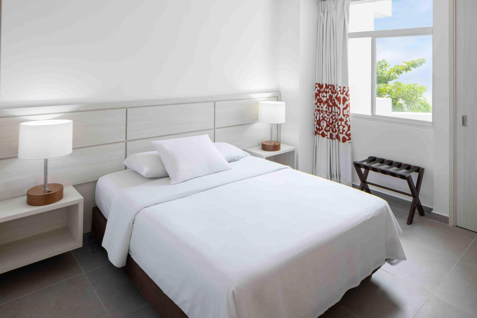 Quarto com Cama de Casal ou 2 de Solteiro